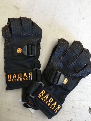 Radar 2026 Hydro-A Ski Glove Medium.  Used.  .C021