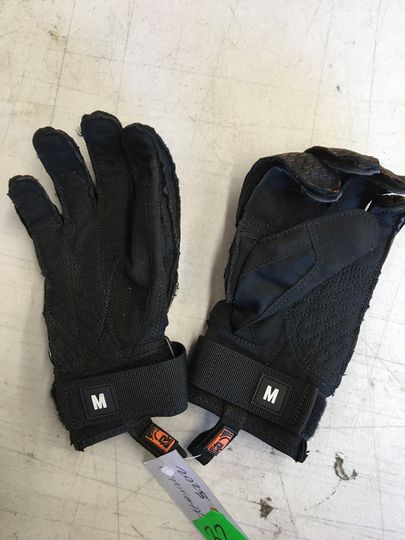 Radar 2026 Hydro-A Ski Glove Medium.  Used.  .C021