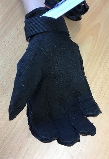 Radar 2026 Hydro-A Ski Glove Medium.  Used.  .C021