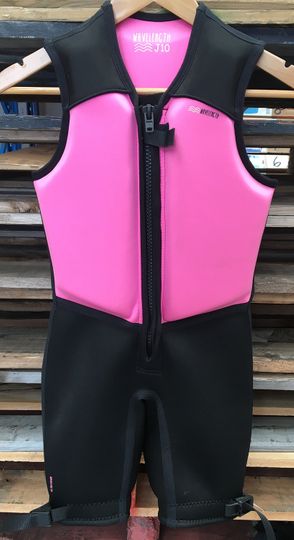Wavelength SAMPLE 2022 WL JNR BUOYANCY SUIT - Pink/Black - 10. NON APPROVED (C111)