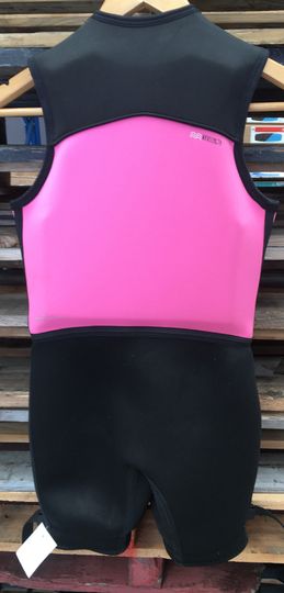 Wavelength SAMPLE 2022 WL JNR BUOYANCY SUIT - Pink/Black - 10. NON APPROVED (C111)
