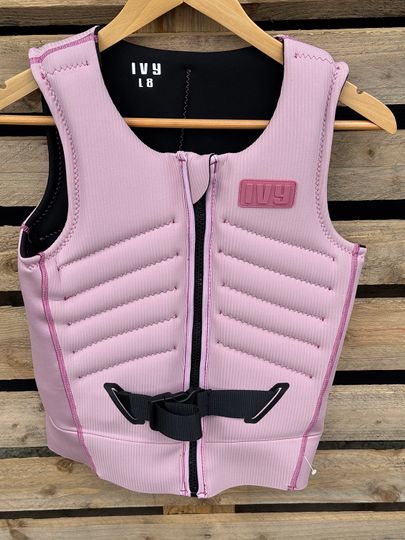 Ivy 2026 Bella vest 8 - C68