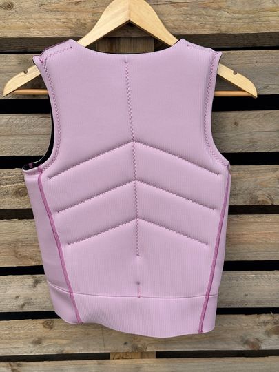 Ivy 2026 Bella vest 8 - C68