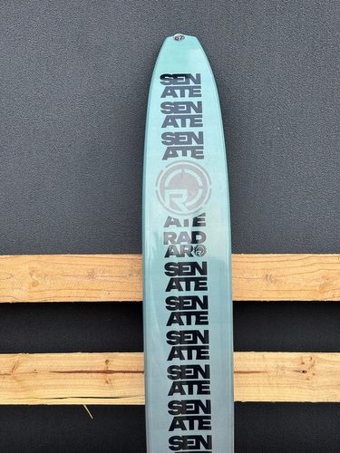 Radar 2026 Senate Graphite 67 - Ex Demo C147
