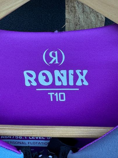 Ronix 2025 Prom Queen Sample vest T10 - NON APPROVED (C34)
