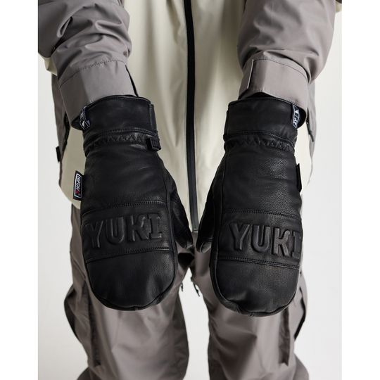 Yuki Threads 2026 Legit Mitt
