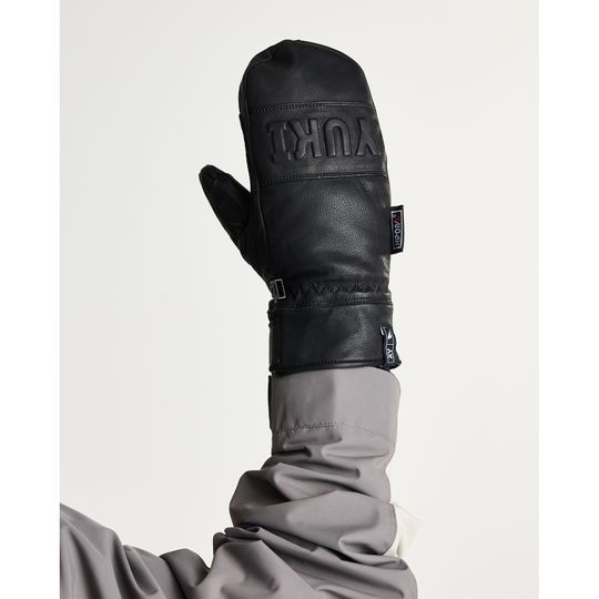 Yuki Threads 2026 Legit Mitt