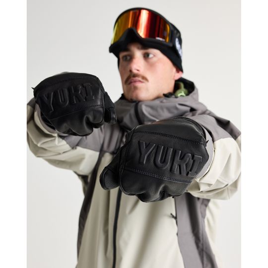 Yuki Threads 2026 Legit Mitt