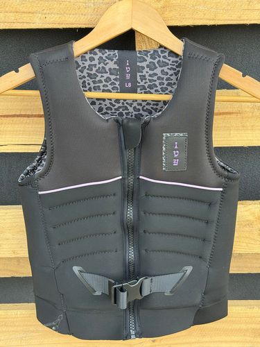 Ivy 2026 Savannah vest 8 - approved (C4)