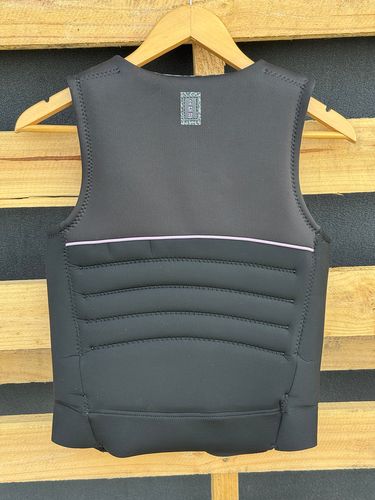 Ivy 2026 Savannah vest 8 - approved (C4)