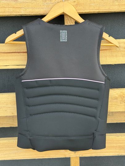 Ivy 2026 Savannah vest 8 - approved (C4)