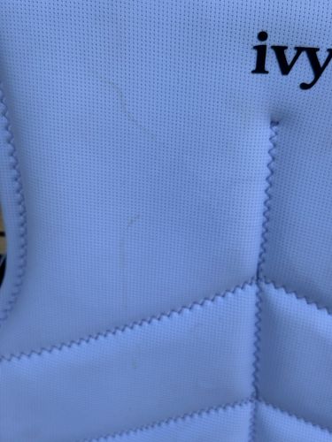 Ivy 2026 SIGNATURE VEST 8 - APPROVED USED (C114)