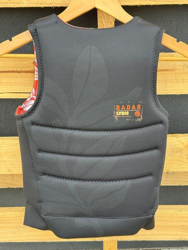 Radar 2026 LYRIC VEST 8 - APPROVED (C126)