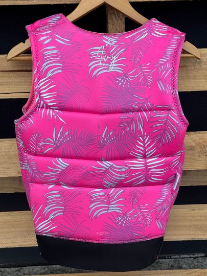 Ivy IVY SAMPLE VEST - NON APPROVED (C128)