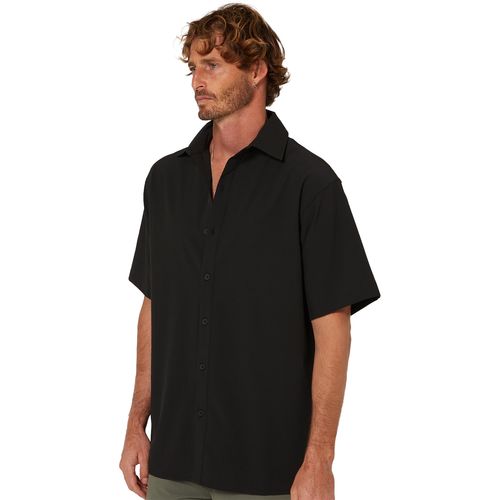 Follow 2027 Tech Short Sleeve Shirt