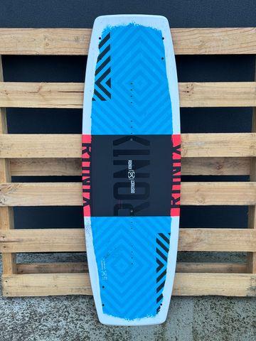 Ronix 2026 District 129 - Ex Demo (C139)