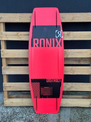 Ronix 2026 District 129 - Ex Demo (C139)