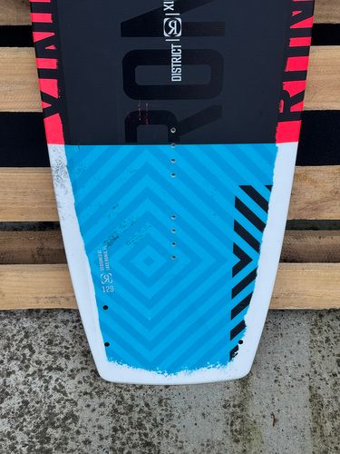 Ronix 2026 District 129 - Ex Demo (C139)