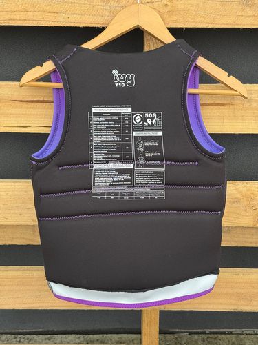 Ivy 2026 Teen Capri Y10 - NON APPROVED (C164)