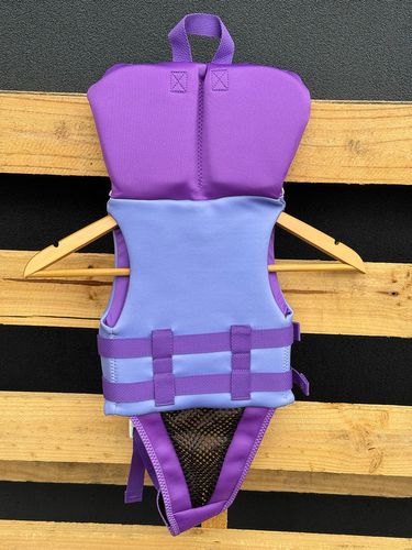 Ivy 2026 Infant Vest W Collar 0-1 - NON APPROVED SAMPLE