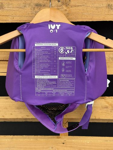 Ivy 2026 Infant Vest W Collar 0-1 - NON APPROVED SAMPLE