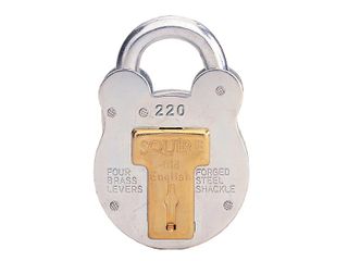 SQUIRE OLD ENGLISH PATTERN PADLOCK 220 KD