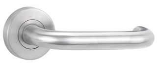 LEVER 2 (HOLLOW) PRIVACY SET WITH LATCH Satin Stainless