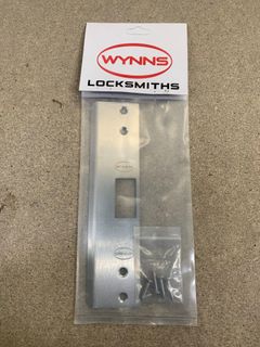 EXTENDED STRIKE TO SUIT 3582 180x35x1.2MM+LIP 316SSS WSCREWS