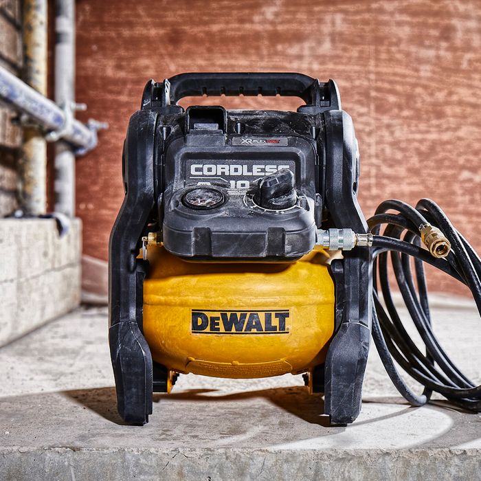 DeWalt FLEXVOLT Cordless Compressor 54V Bare Tool