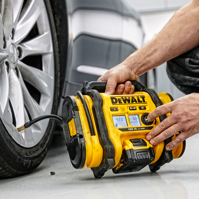 Dewalt 18v online inflator