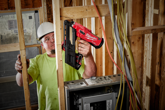 Milwaukee m18 fuel online framing nailer