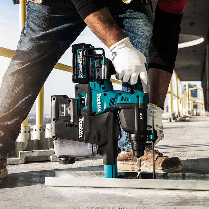 Makita 2024 sds 40v