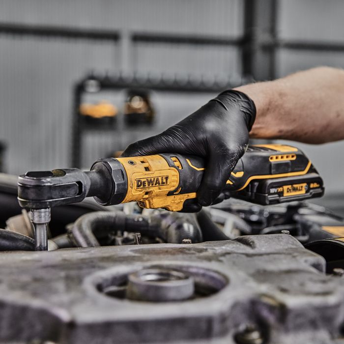 DeWalt Cordless Ratchet Brushless 3 8in Dr 18v Bare Tool