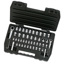 GEARWRENCH Metric & SAE Socket 1/4in & 3/8in Dr 6 point 46pc Tool Set