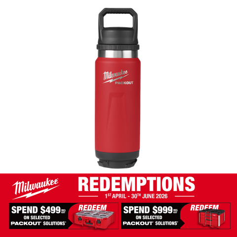 Milwaukee PACKOUT Bottle with Chug Lid 710ml Red