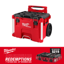 Milwaukee PACKOUT Low Profile Rolling Tool Box