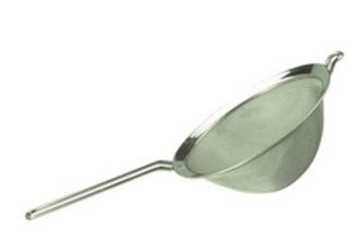MESH STRAINER 180mm