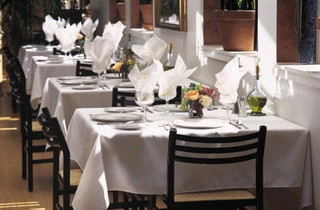 TABLECLOTH ROUND WHITE 230cm