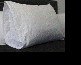 PILLOW PROTECTOR QUILTED