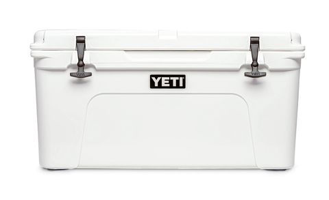 YETI Hopper Flip 12 Soft Cooler Navy NWT Tough as Nails 888830067345