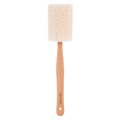 CLEVINGER ECO LOOFAH BACK SCRUBBER WITH WOOD HANDLE