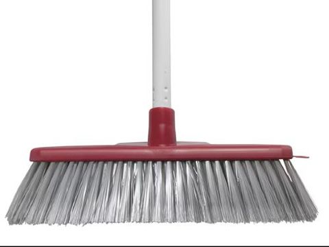 ULTIMATE INDOOR BROOM & HANDLE RED