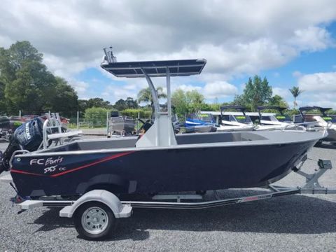 Fin Chaser 535 Centre Console