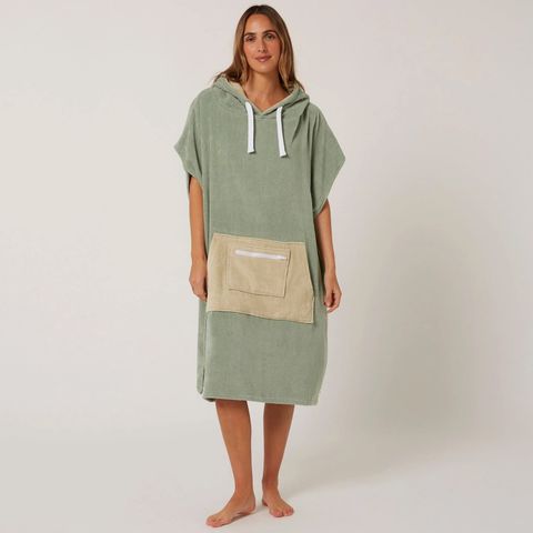 O&e Ladies Daydream Hooded Poncho Sage