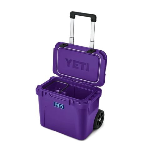 Yeti Roadie&reg; 32 Wheeled Hard Cooler - Pace Purple