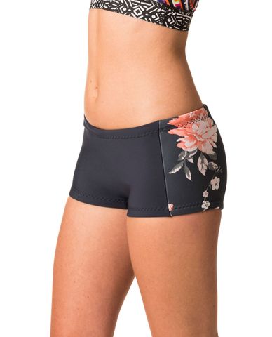 wetsuit shorts womens