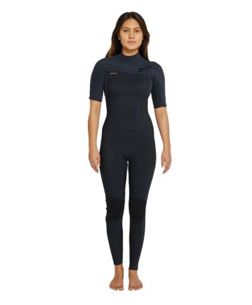 O'Neill Women's Hyperfreak Short Sleeve Steamer 2mm Wetsuit - Black
