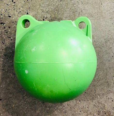 FLOATS 9" WITH LUGS GREEN