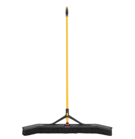 Rubbermaid MAXIMIZER Push to Center Push Broom 91cm (36inch)