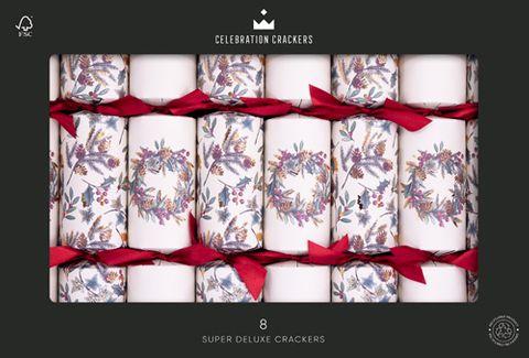 Celebration Crackers - Super Deluxe Crackers - 14 Inch - Natural Wreath - Set of 8